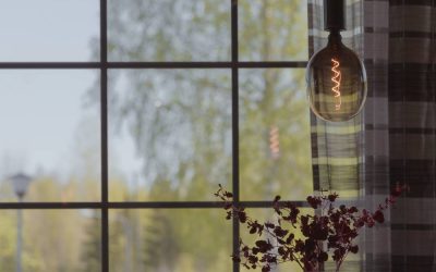 Ikkunaremontti edessä? Näin valitset laadukkaat kotimaiset ikkunat ja säästät selvää rahaa!